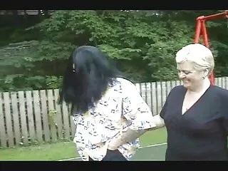 Hij was blij sex filmpjes xxx zijn vrouw te neuken