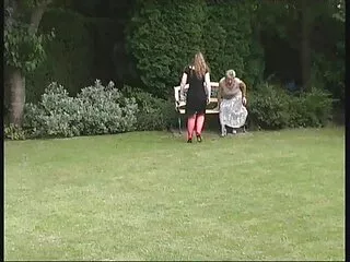 De verlegen tiener gratis sexfilmpjes amateur gaat open